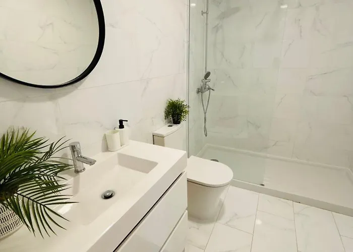 Luxury Spacious Flat Marques De Pombal * Lisboa