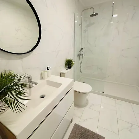 Luxury Spacious Flat Marques De Pombal * Lizbona